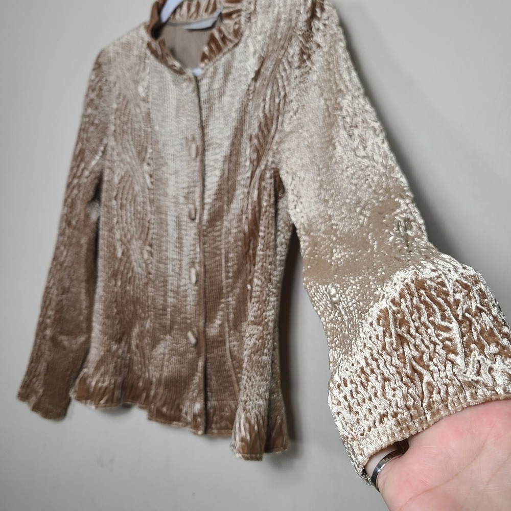 Chicos Gold Keily Crinkle Velvet Ruffled Jacket S Romantic Victorian Regencycore - Picture 2 of 10